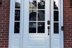 Single with sidelights
